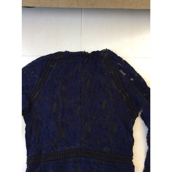 Cupcakes & Cashmere Romper Cally Moon Shadow Crochet Lace - Picture 10 of 12